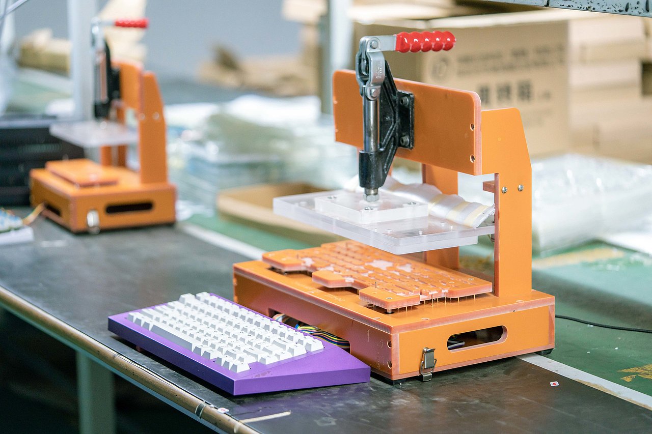 Cyberboard 客制化机械键盘