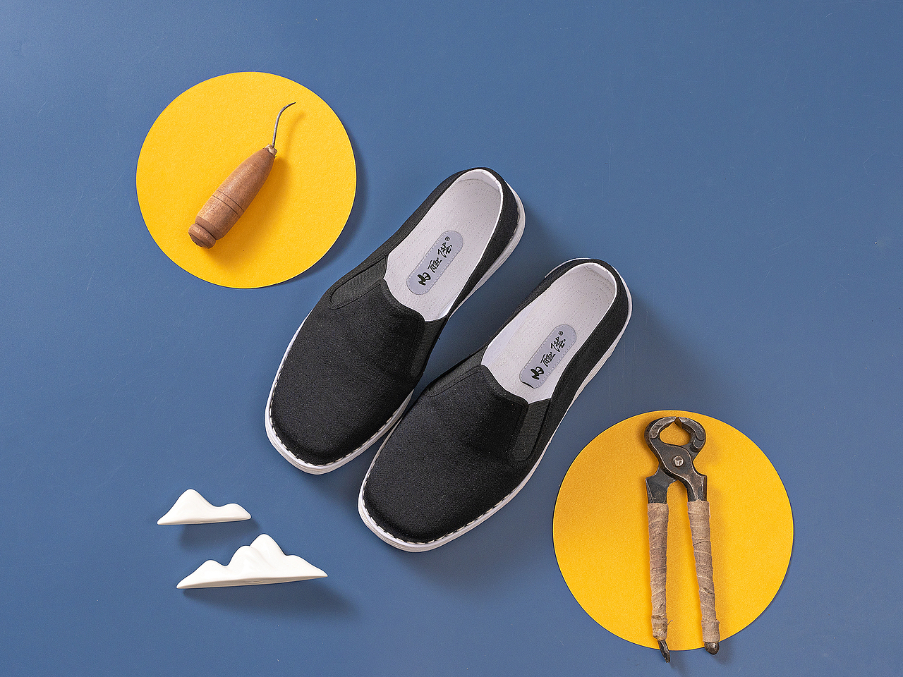 内联升布鞋静物图传统中国风鞋子拍照摄影