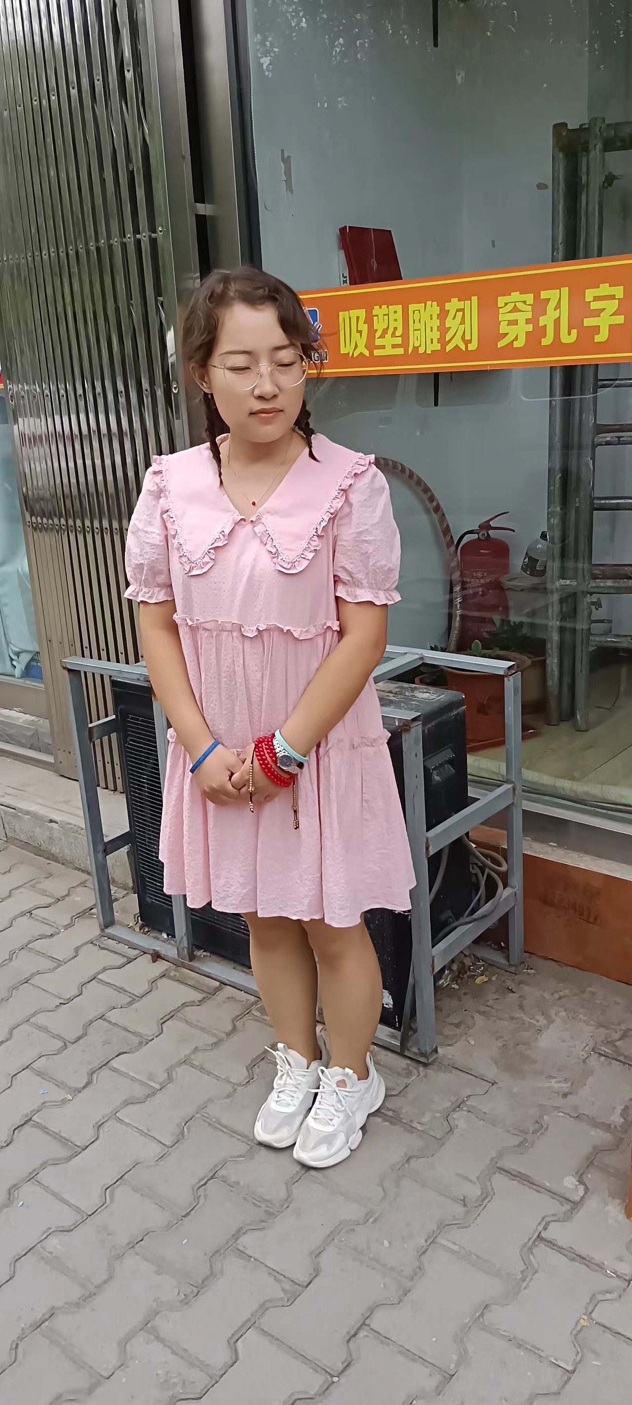 两根毛设计师（图ZMzEzMDUyMDQw） - 人像摄影 - 站酷设计师正能量设计师原创素材 - 站酷ZCOOL