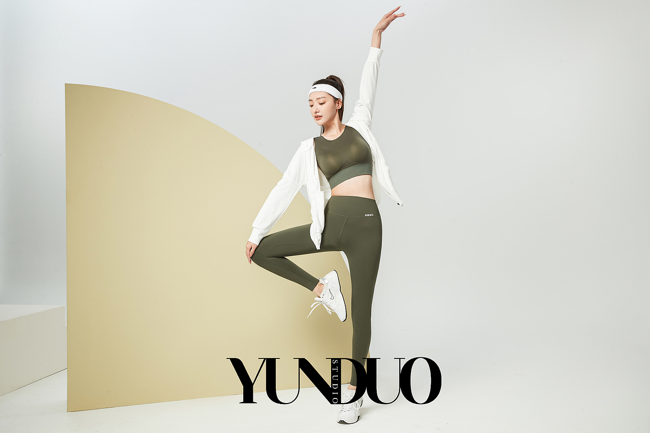 运动内衣夏季 跑步健身文胸 瑜伽背心（图ZMzMwMTcyMzEy） - 人像摄影 - 站酷设计师陨朵商拍刘大奇原创素材 - 站酷ZCOOL