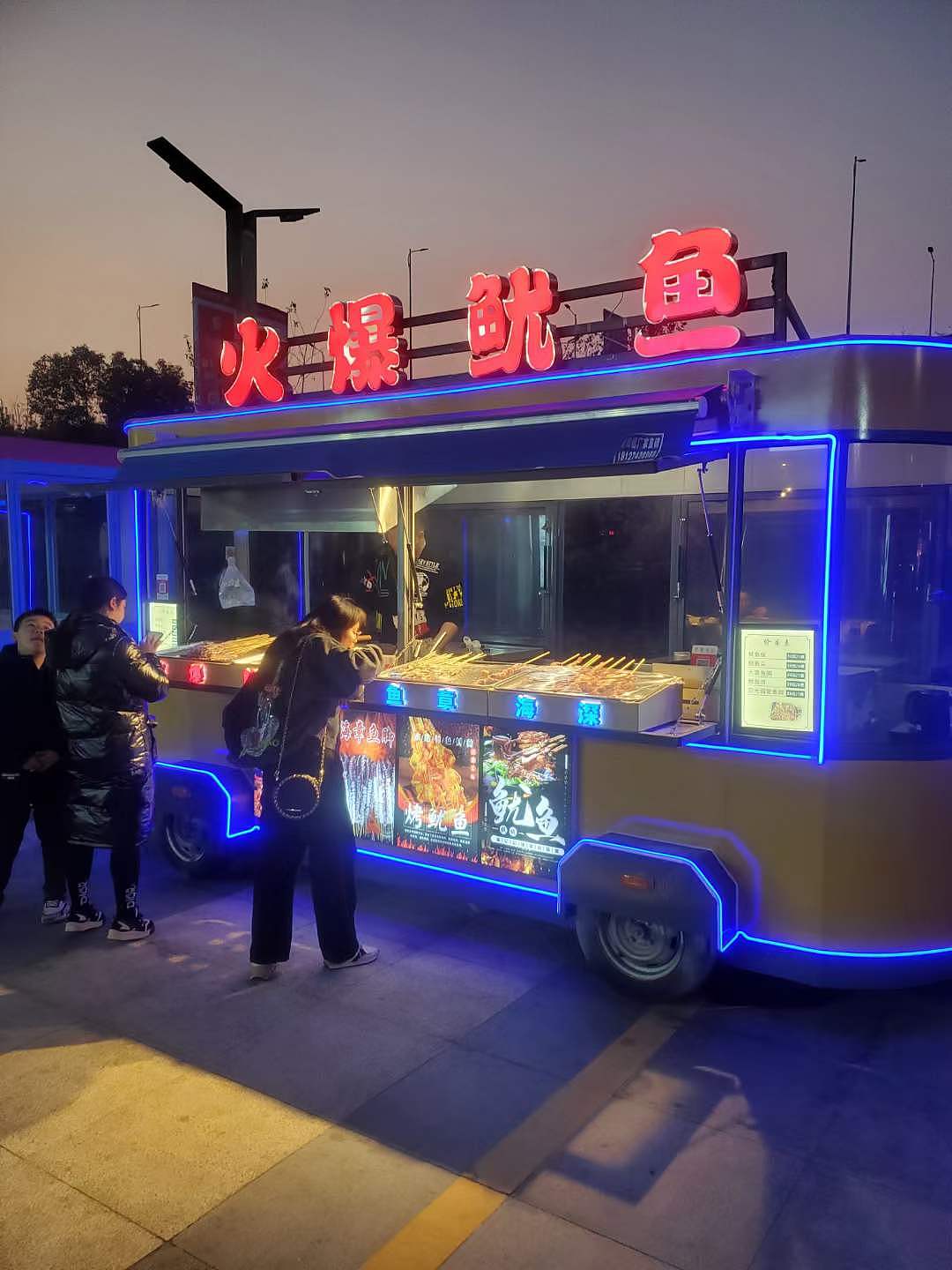 餐车 网红餐车 夜市网红摊位 铁艺模型