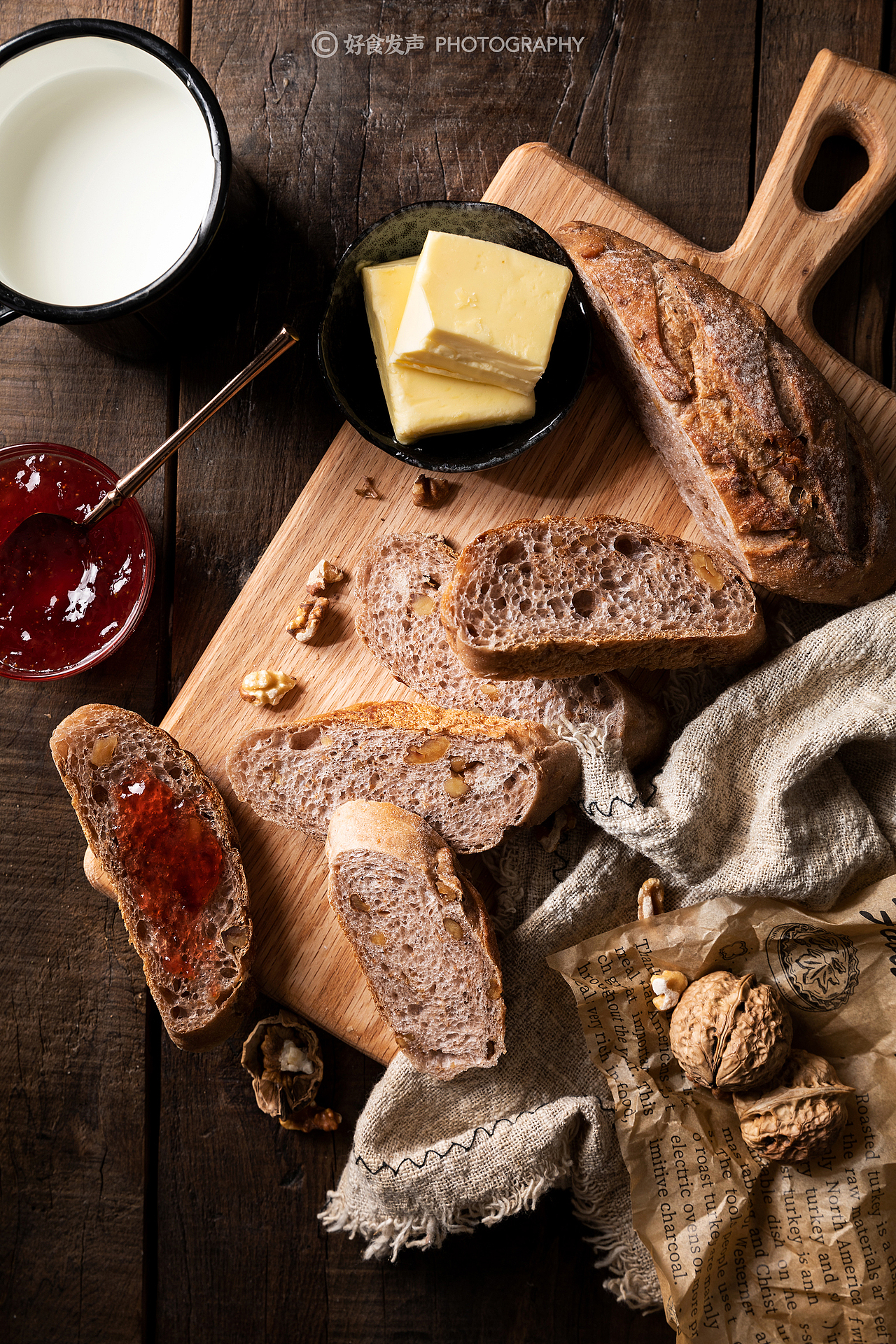 一组暗调风格的面包制作过程拍摄 | 面包摄影