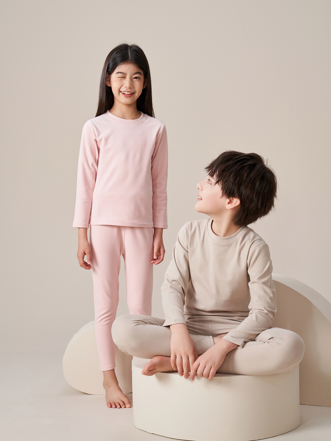 holakids x 猫人儿童保暖内衣 2022 A/W（图ZMzI0NTQyNzY4） - 人像摄影 - 站酷设计师holakids原创素材 - 站酷ZCOOL