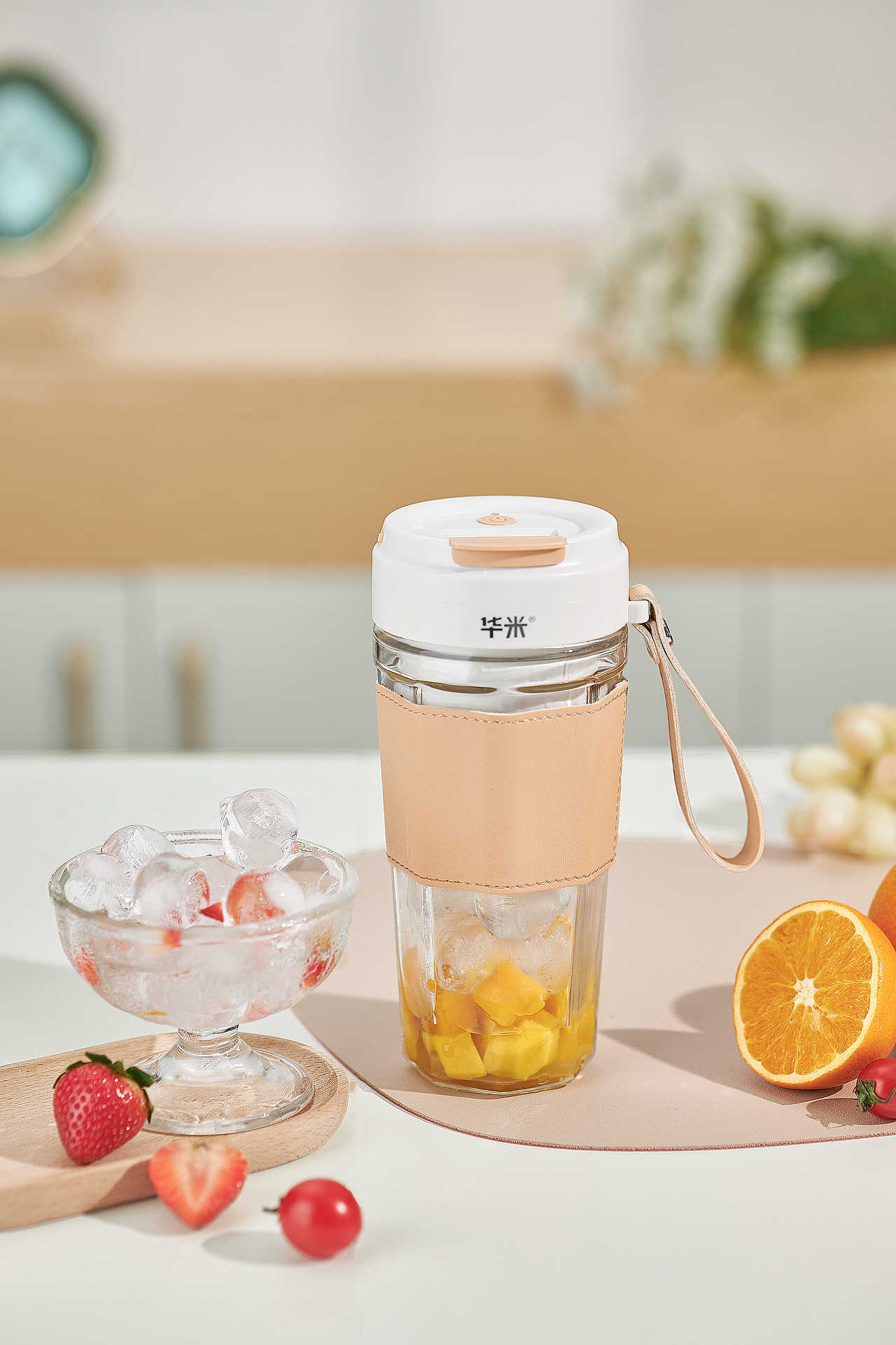 榨汁杯详情场景拍摄静物产品创意小家电榨汁机场景图