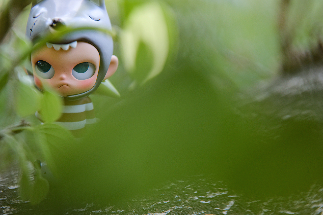 穿条纹T恤的小伙伴们