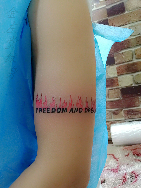 英文字母纹身修改老旧纹身水冶纹身金左堂