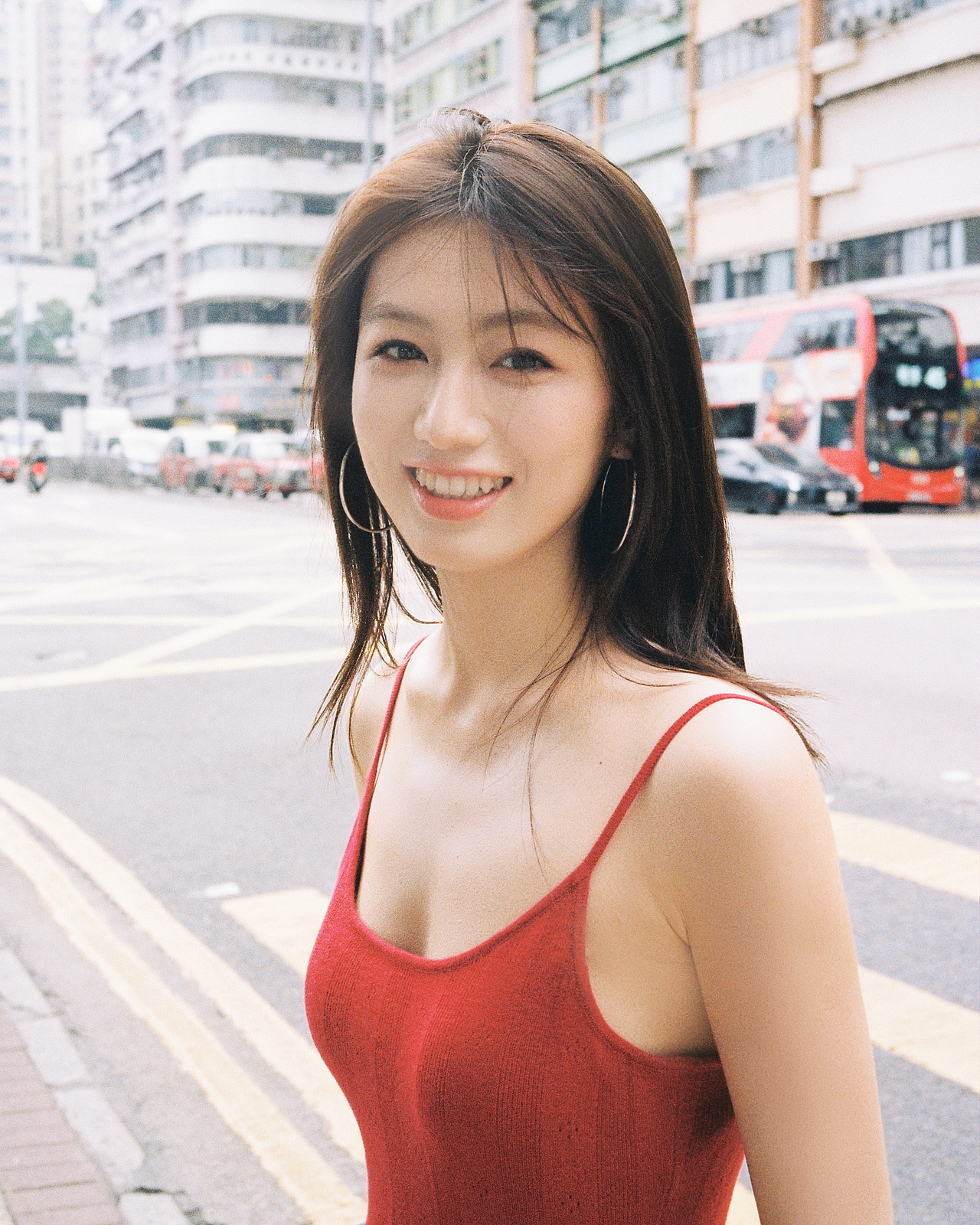一起去香港街头走走（图ZMzY2NDY1NTA0） - 人像摄影 - 站酷设计师何依穗原创素材 - 站酷ZCOOL