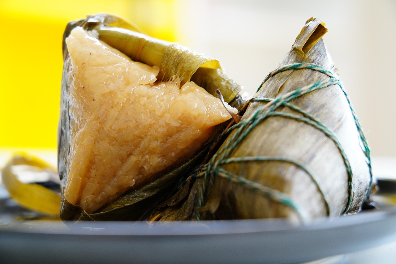 食品拍摄/美食摄影/电商拍摄/粽子拍摄（图ZMzM0NzIyMTQw） - 产品摄影 - 站酷设计师野马科技原创素材 - 站酷ZCOOL