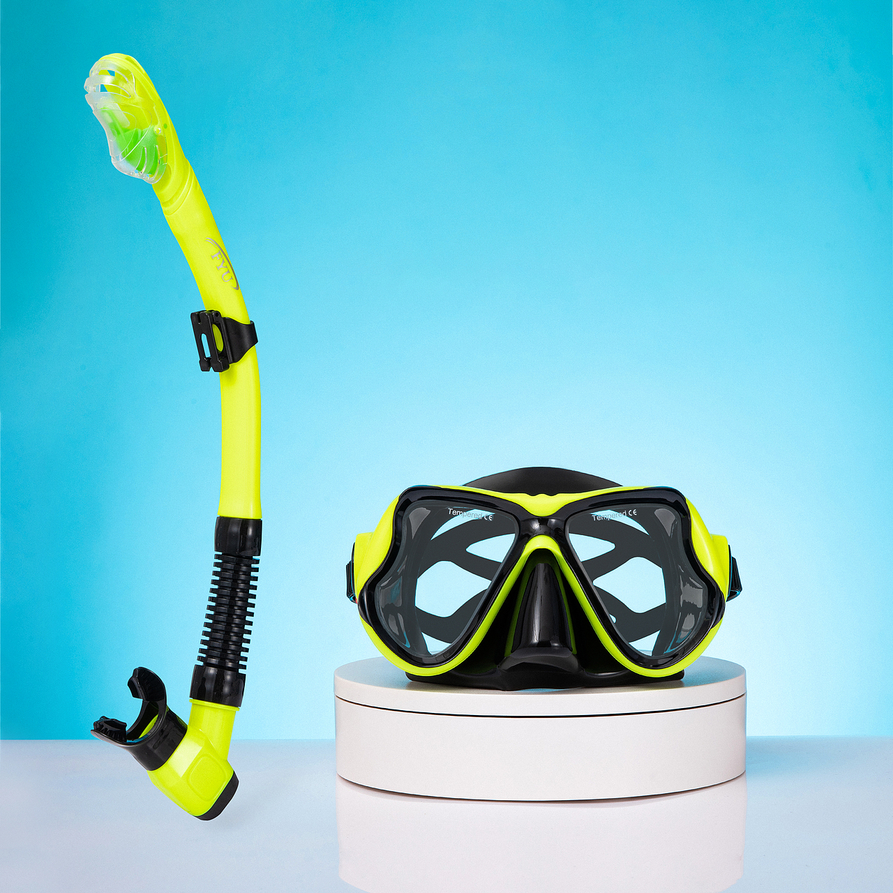 泳镜静物拍摄（图ZMzYwNTcxNjcy） - 产品摄影 - 站酷设计师吃羊的草原创素材 - 站酷ZCOOL