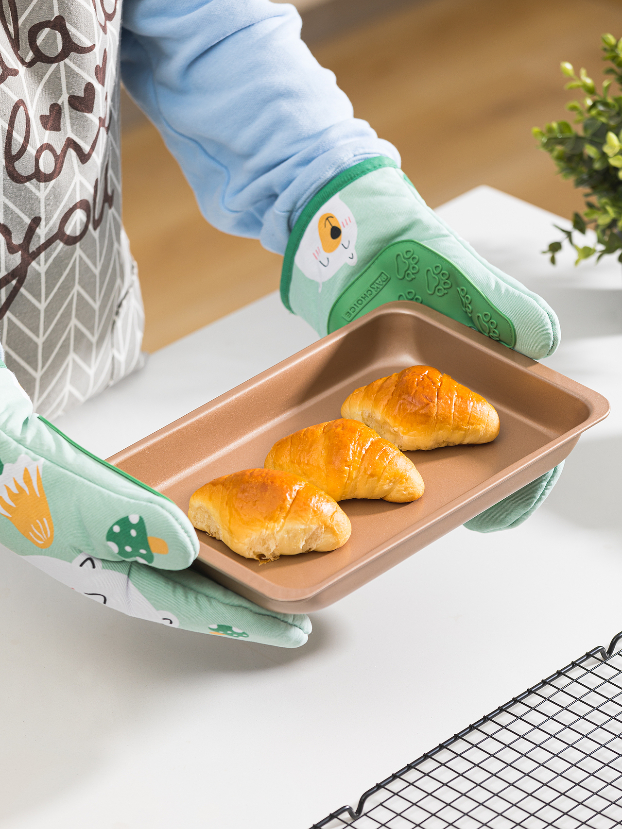 《Young For You》| 硅胶隔热手套 | 烘焙