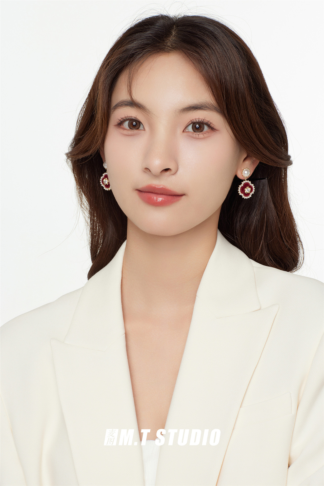 耳钉耳夹模特图简约（图ZMzU1NjE1Nzcy） - 人像摄影 - 站酷设计师麦图商业摄影原创素材 - 站酷ZCOOL