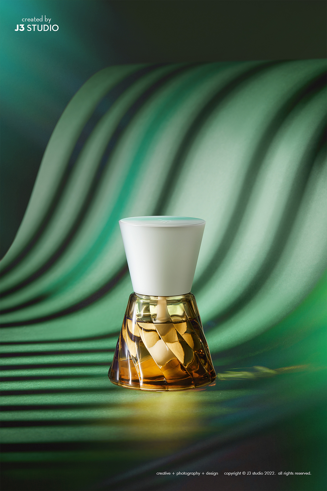 香氛拍摄 I 光影氛围感场景拍摄（图ZMzI2MjU5NjIw） - 产品摄影 - 站酷设计师J3studio原创素材 - 站酷ZCOOL