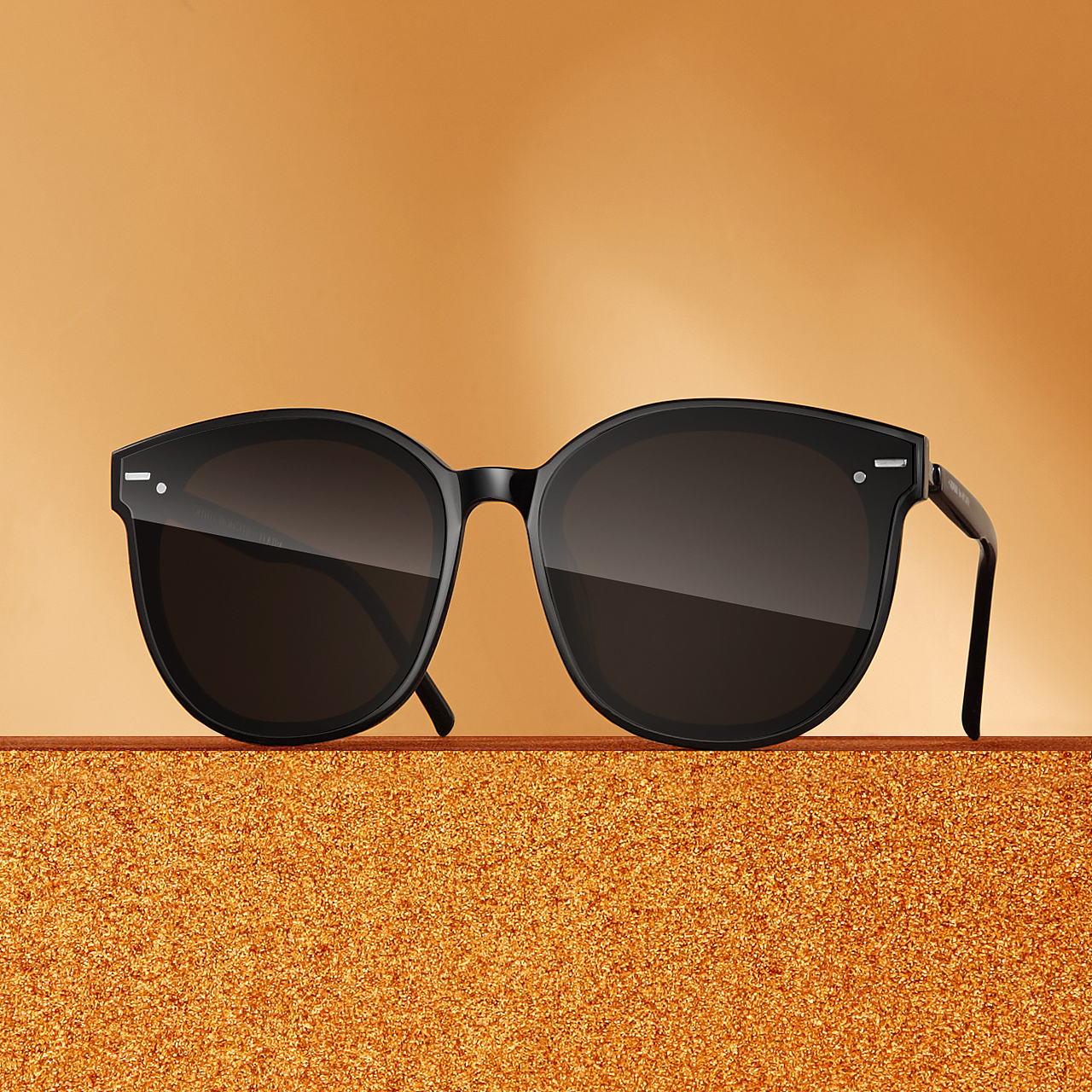 墨镜摄影丨GENTLE MONSTER✖静物产品眼镜拍摄（图ZMzIzMjQ5ODIw） - 产品摄影 - 站酷设计师斑驳视觉原创素材 - 站酷ZCOOL