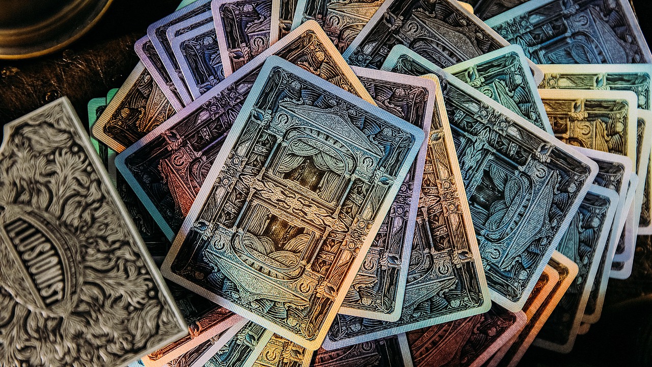 Illusionist 魔术师收藏纸牌扑克套装礼盒设计（图ZMzAxNDA1MTU2） - 包装 - 站酷设计师ARK方舟扑克原创素材 - 站酷ZCOOL