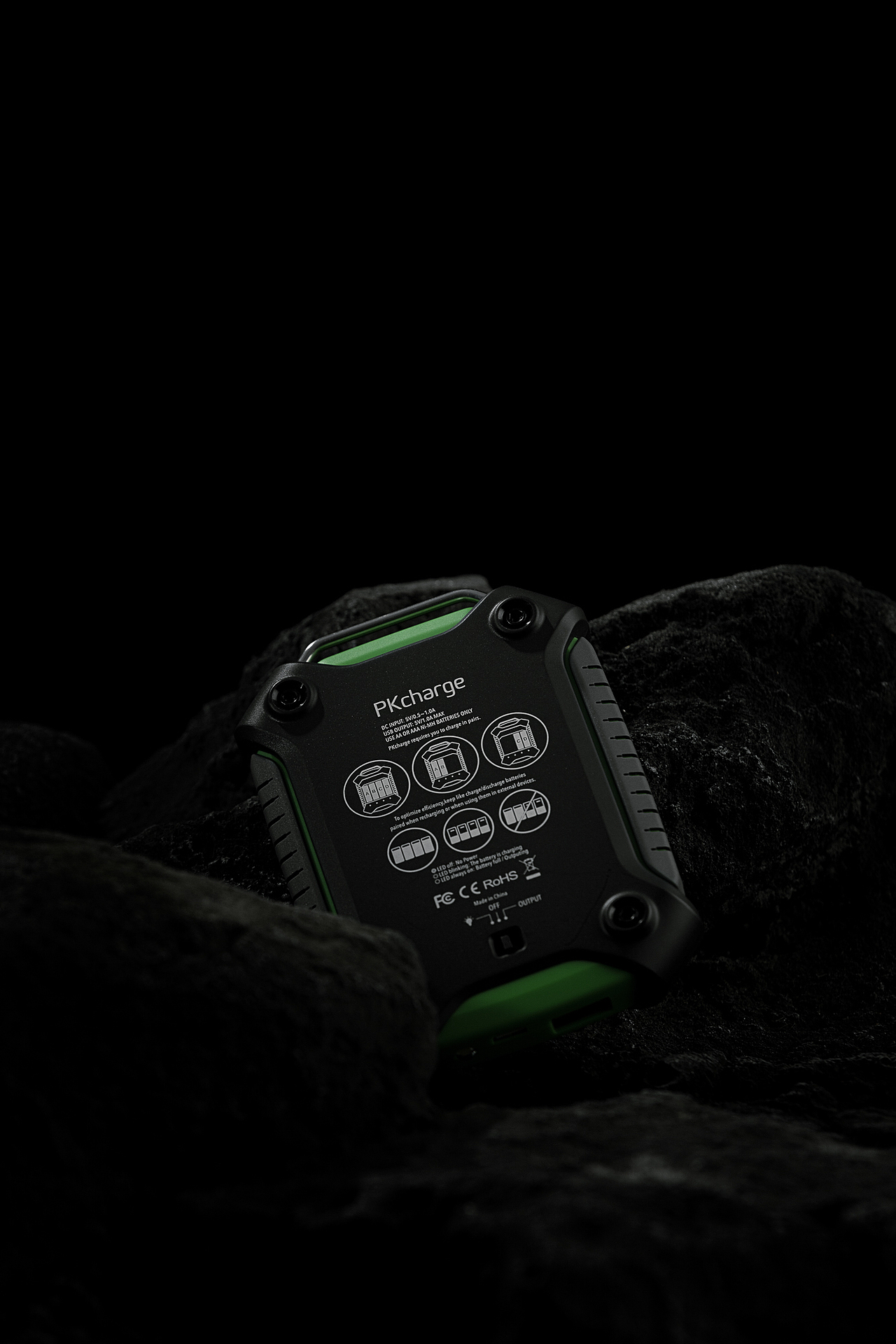 随手拍丨电池充电盒（图ZMzQwNzc5MjIw） - 产品摄影 - 站酷设计师白底图原创素材 - 站酷ZCOOL