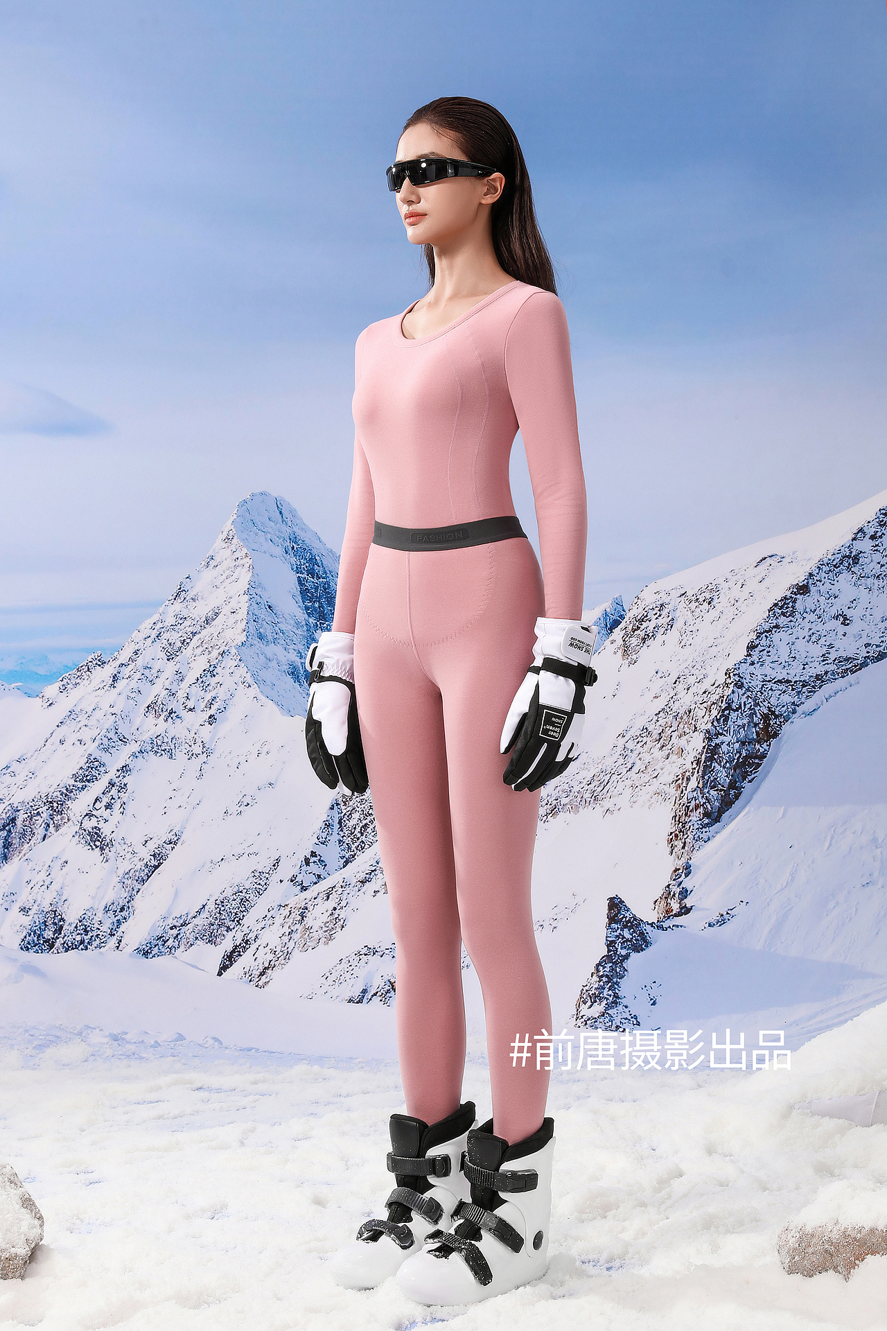 雪中飞品牌保暖衣  内衣 情侣打底衫拍摄