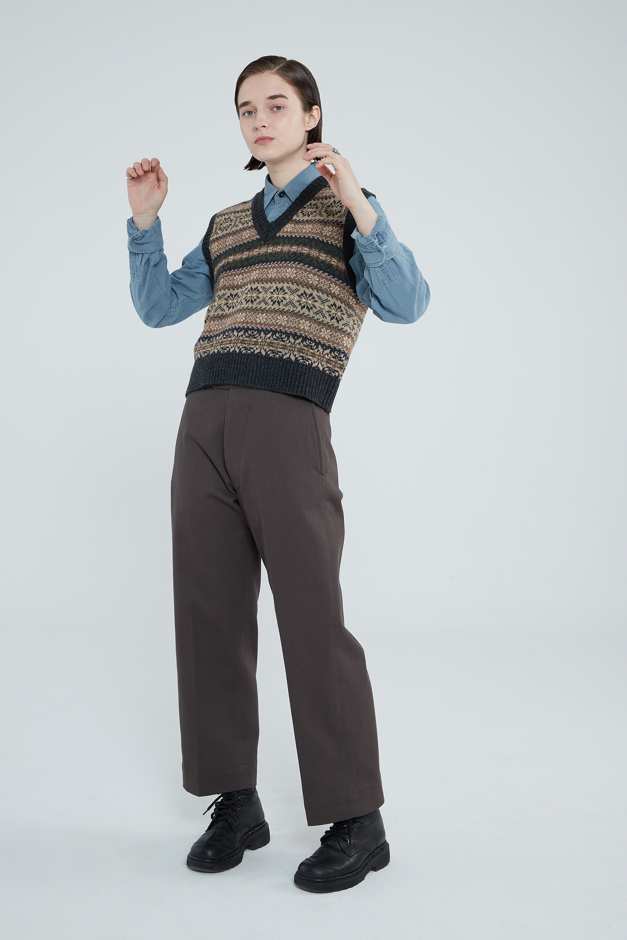 碌卡视觉丨服装经典LOOKBOOK商业拍摄