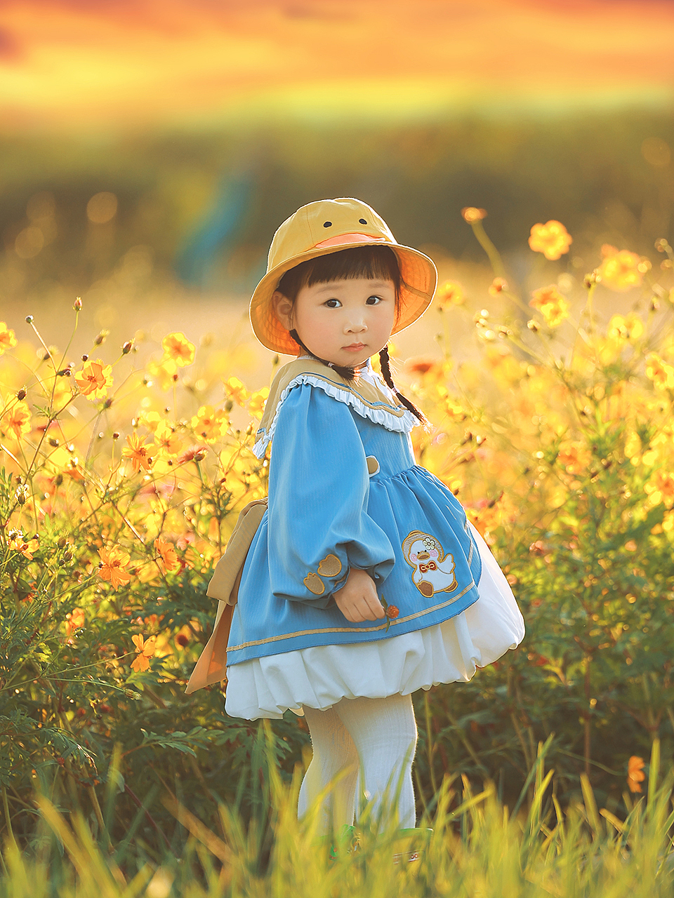 花房姑娘（图ZMzE5NTg0NDA4） - 人像摄影 - 站酷设计师泡泡的记忆碎片原创素材 - 站酷ZCOOL