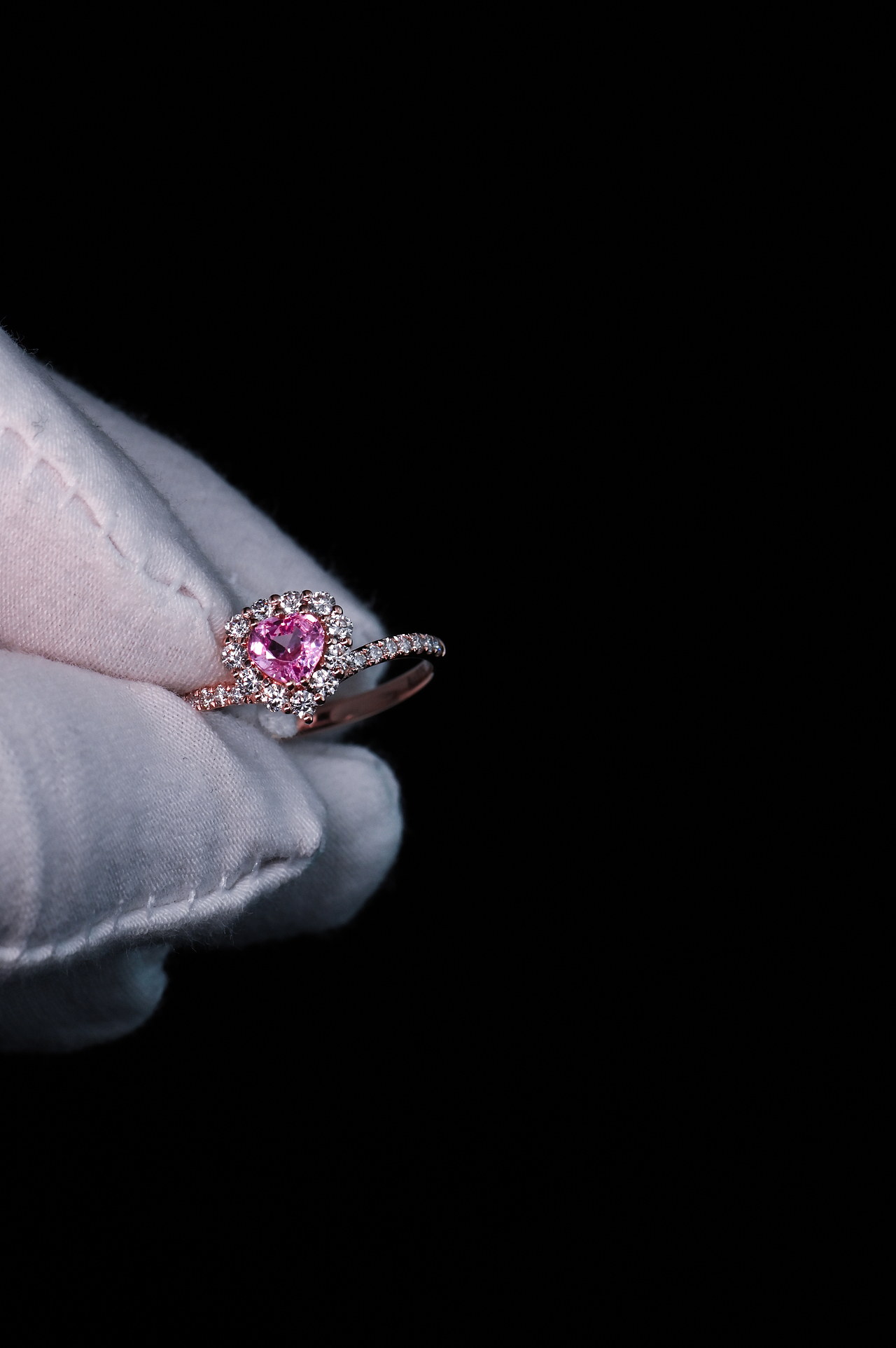 定制款珠宝粉水晶戒指-2款产品实拍图