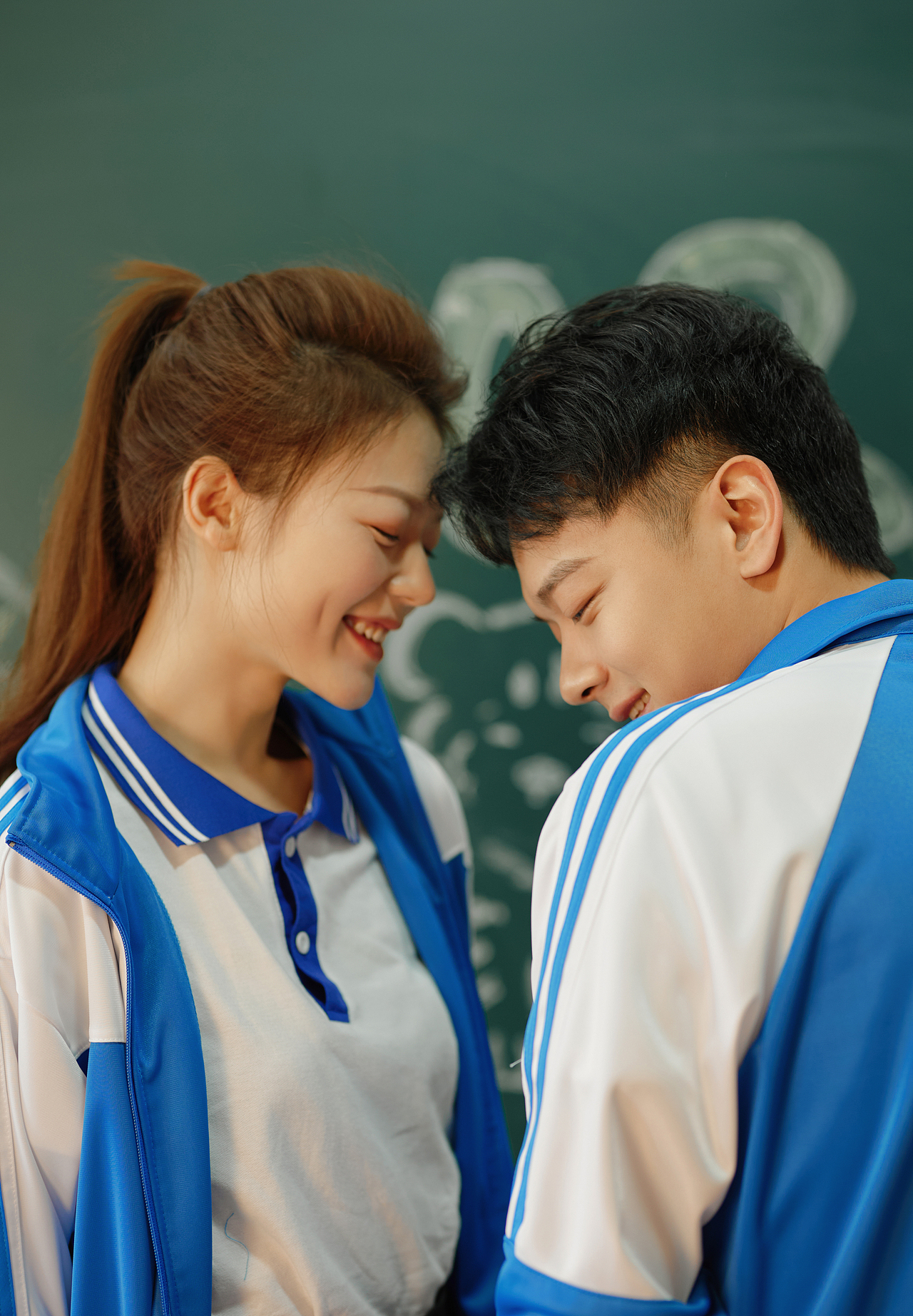 七年，从校服到婚纱的艰难与珍贵，开学季情侣写真（图ZMzE0Mzg5Nzk2） - 婚礼摄影 - 站酷设计师遇见YUJIAN原创素材 - 站酷ZCOOL