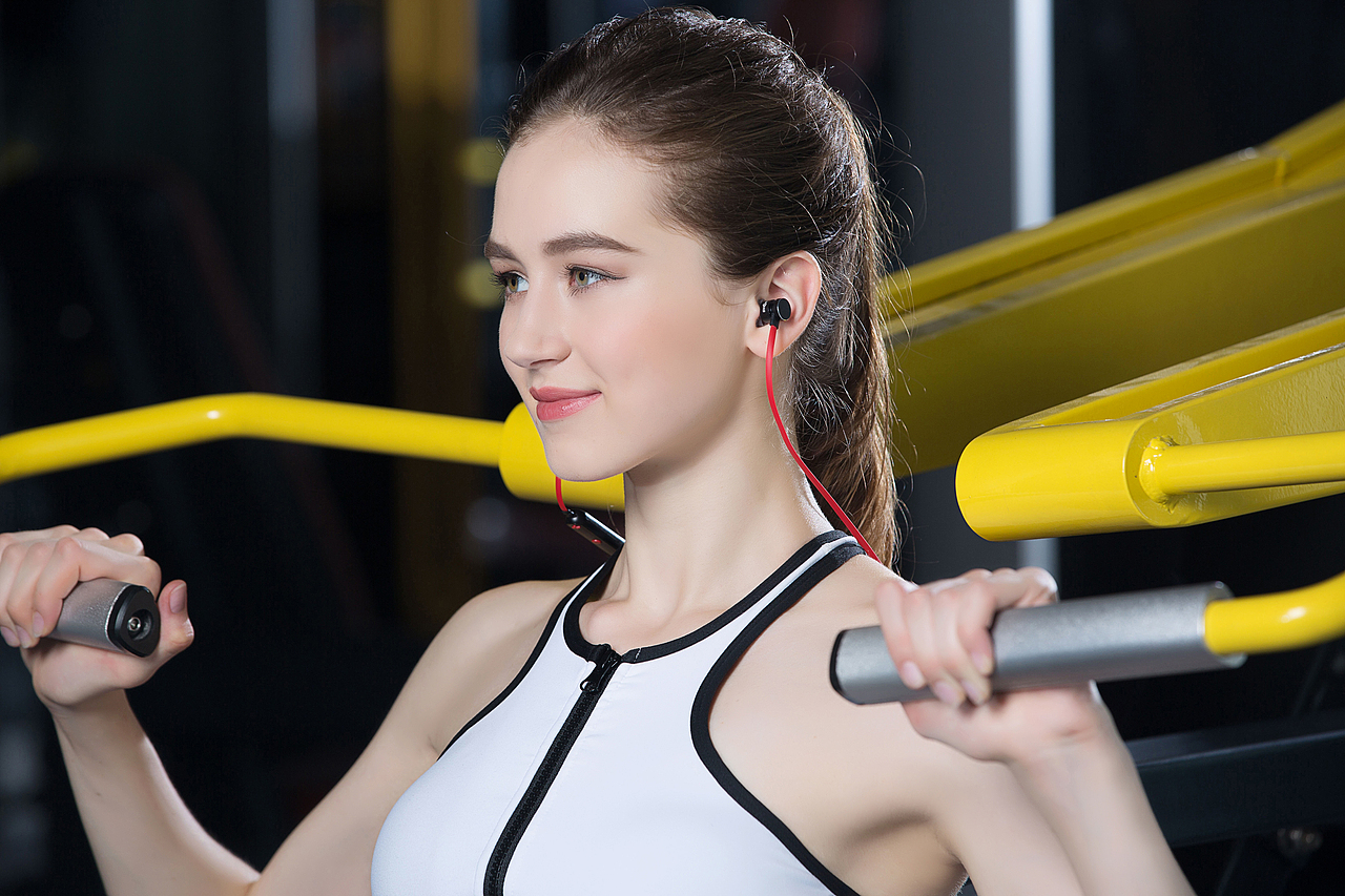 深圳 | ZD | 攝影 絕世美女 耳機(jī)系列1（圖ZMzIyNzEwNjA0） - 人像攝影 - 站酷設(shè)計(jì)師ZD專注模特?cái)z影原創(chuàng)素材 - 站酷ZCOOL