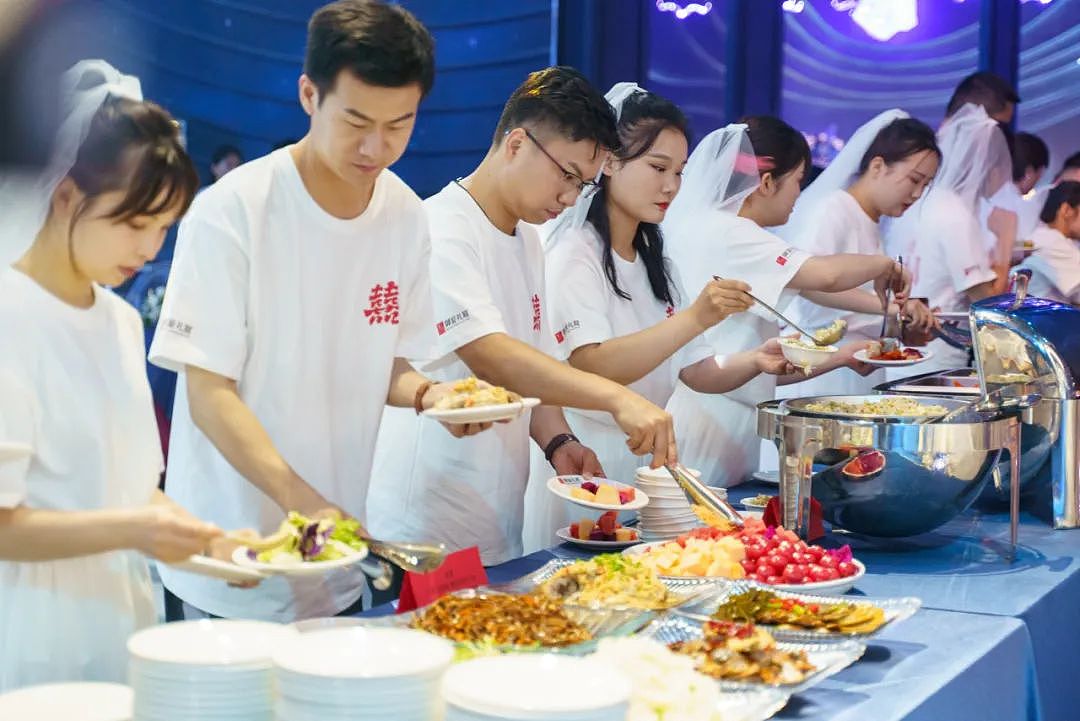 碳中和集体婚礼