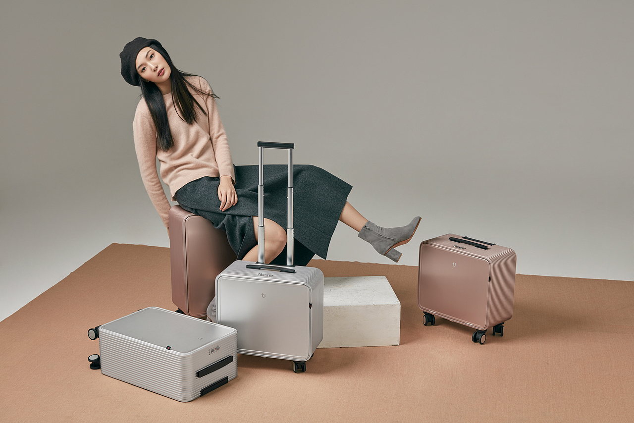 TUPLUES拉杆箱 |人像拍摄 | VEG STUDIO
