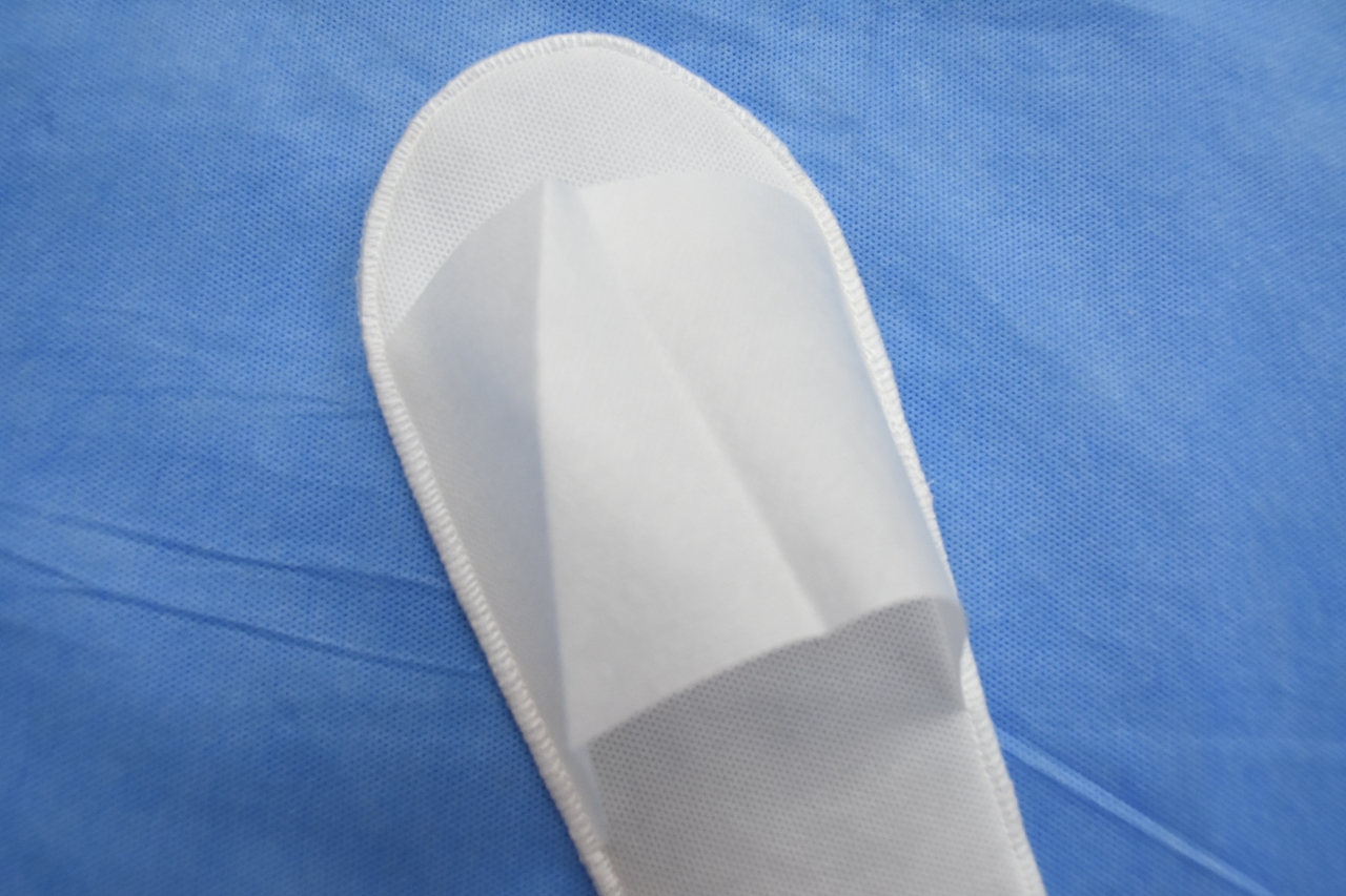 光圈数值越大,光圈越小,光圈数值越小,光圈越大。