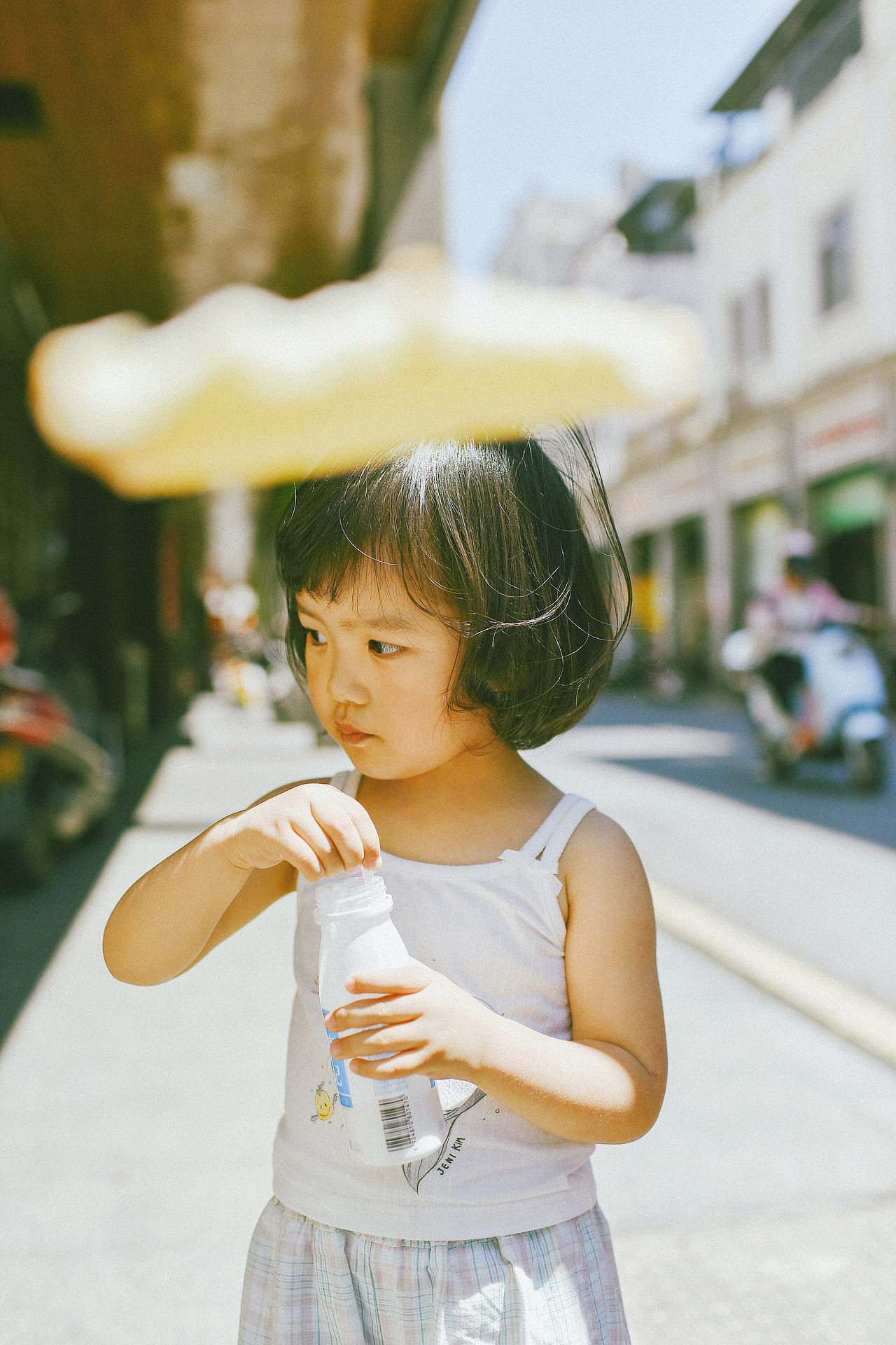 夏天、樹影、蟬鳴、冰糕、音樂、好心情（图ZMzcwNjc2ODcy） - 人像摄影 - 站酷设计师刘豌豆豆豆小姐原创素材 - 站酷ZCOOL
