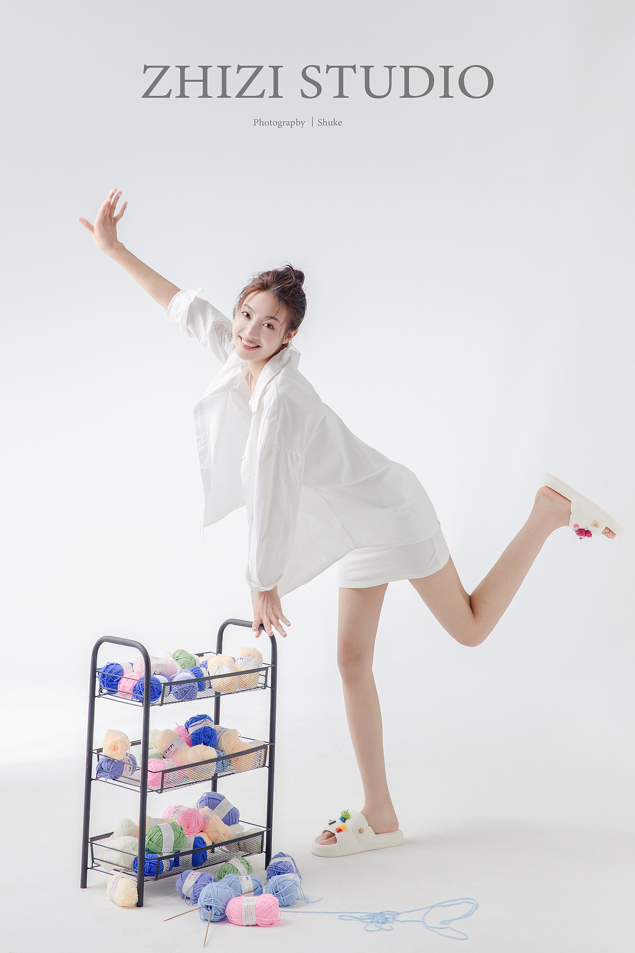 白衬衣少女（图ZMzEyMTA4NTYw） - 人像摄影 - 站酷设计师拍照的舒克原创素材 - 站酷ZCOOL