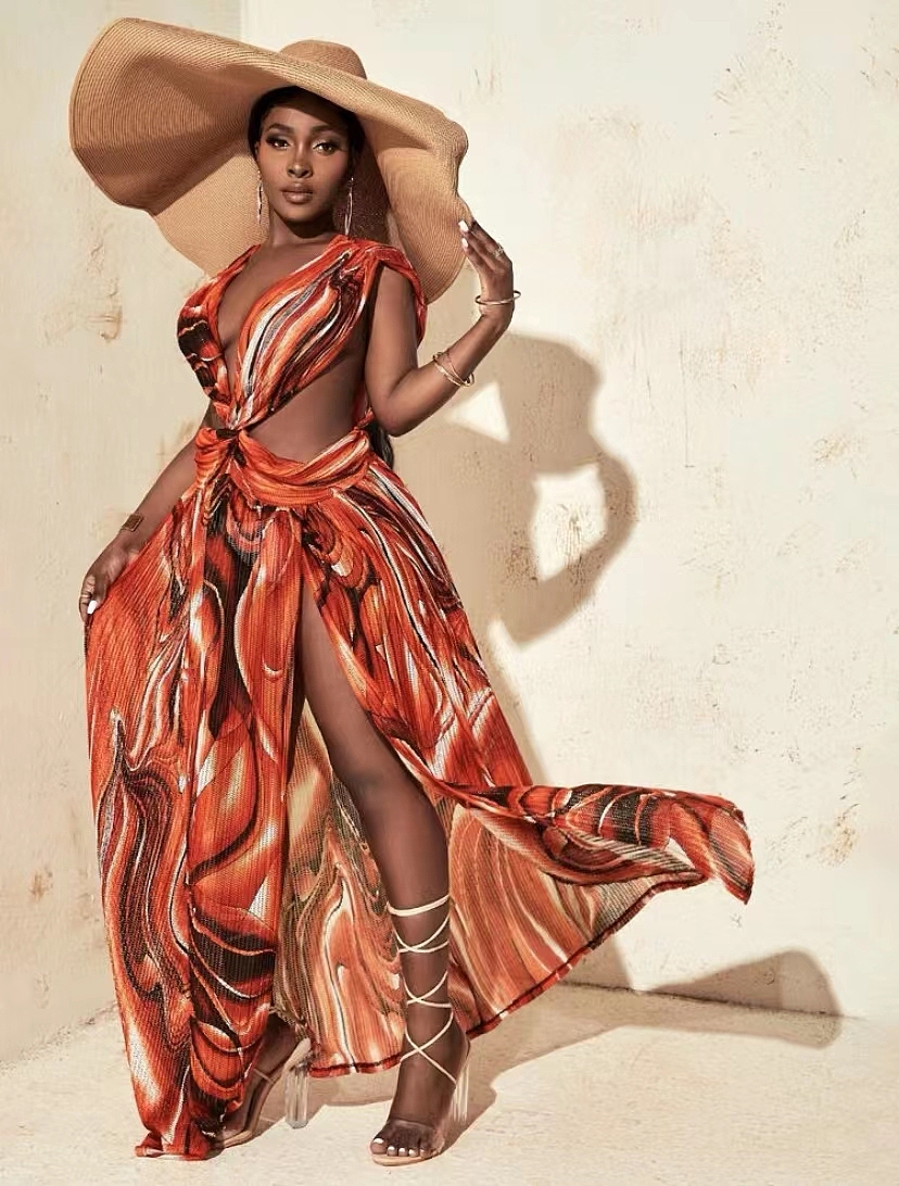 完美腰臀比黑人女模