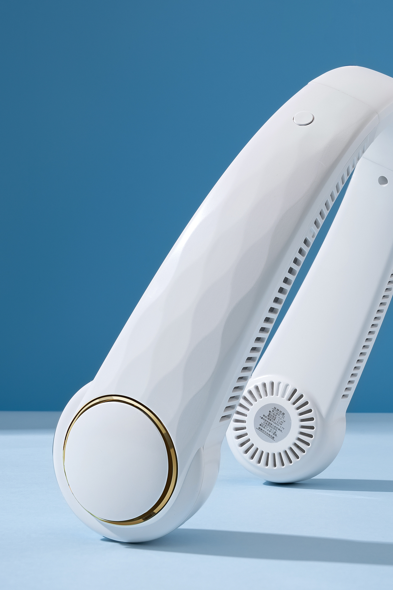 小风扇摄影 挂脖式风扇摄影（图ZMzI5ODUyNTYw） - 产品摄影 - 站酷设计师摄影师修哥原创素材 - 站酷ZCOOL