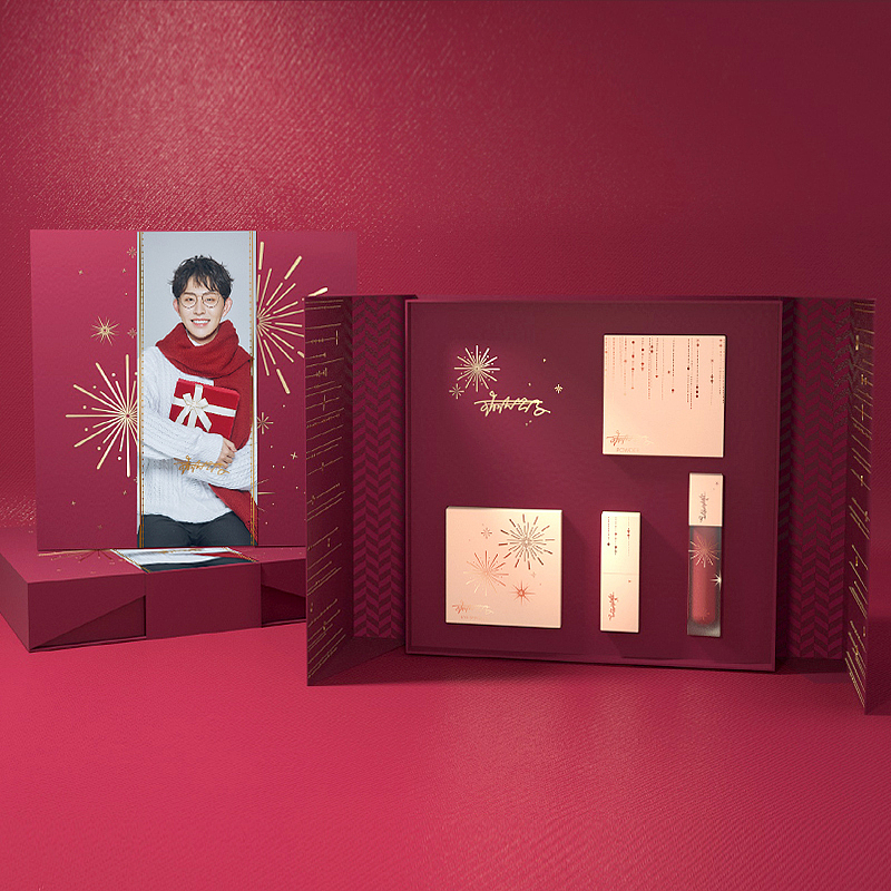 快手头部主播圣诞节粉丝彩妆礼盒（图ZMzA5NjYxMTky） - 包装 - 站酷设计师xx吹吹风原创素材 - 站酷ZCOOL