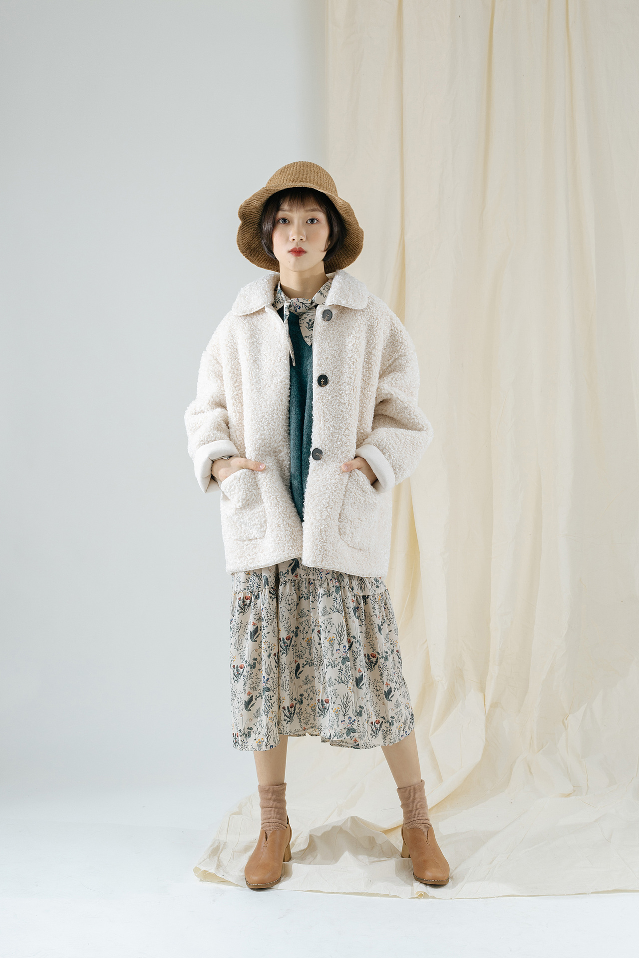 it' REAL女装品牌2018lookbook拍摄