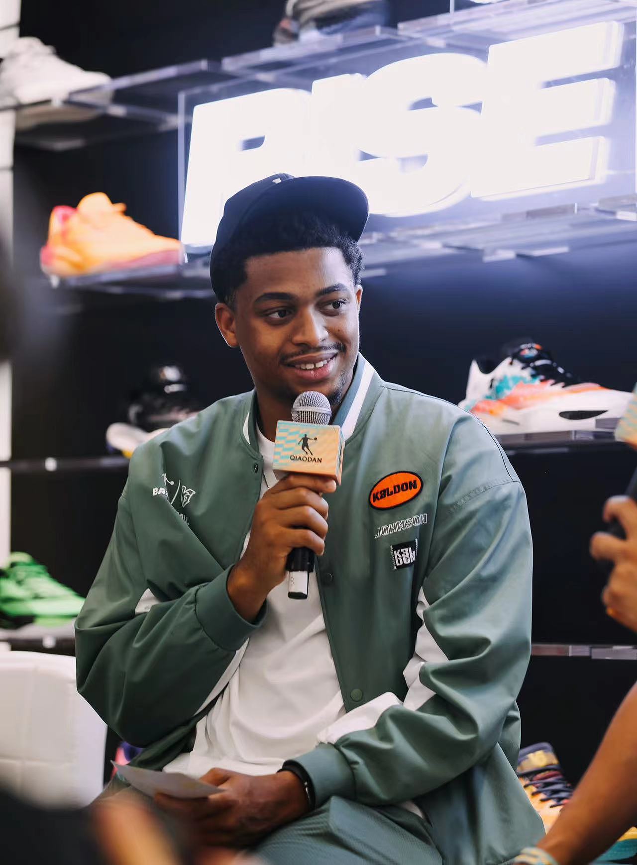 中乔体育KJ凯尔登约翰逊中国行插画海报设计 美漫写实