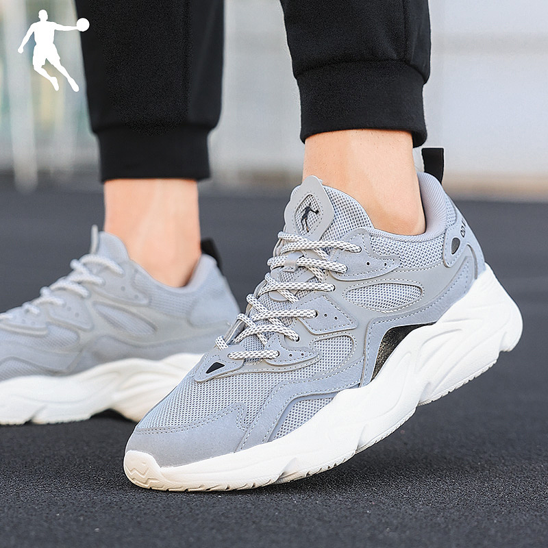 【详情】【修图】一组黑色跑道冷色调的跑鞋修图