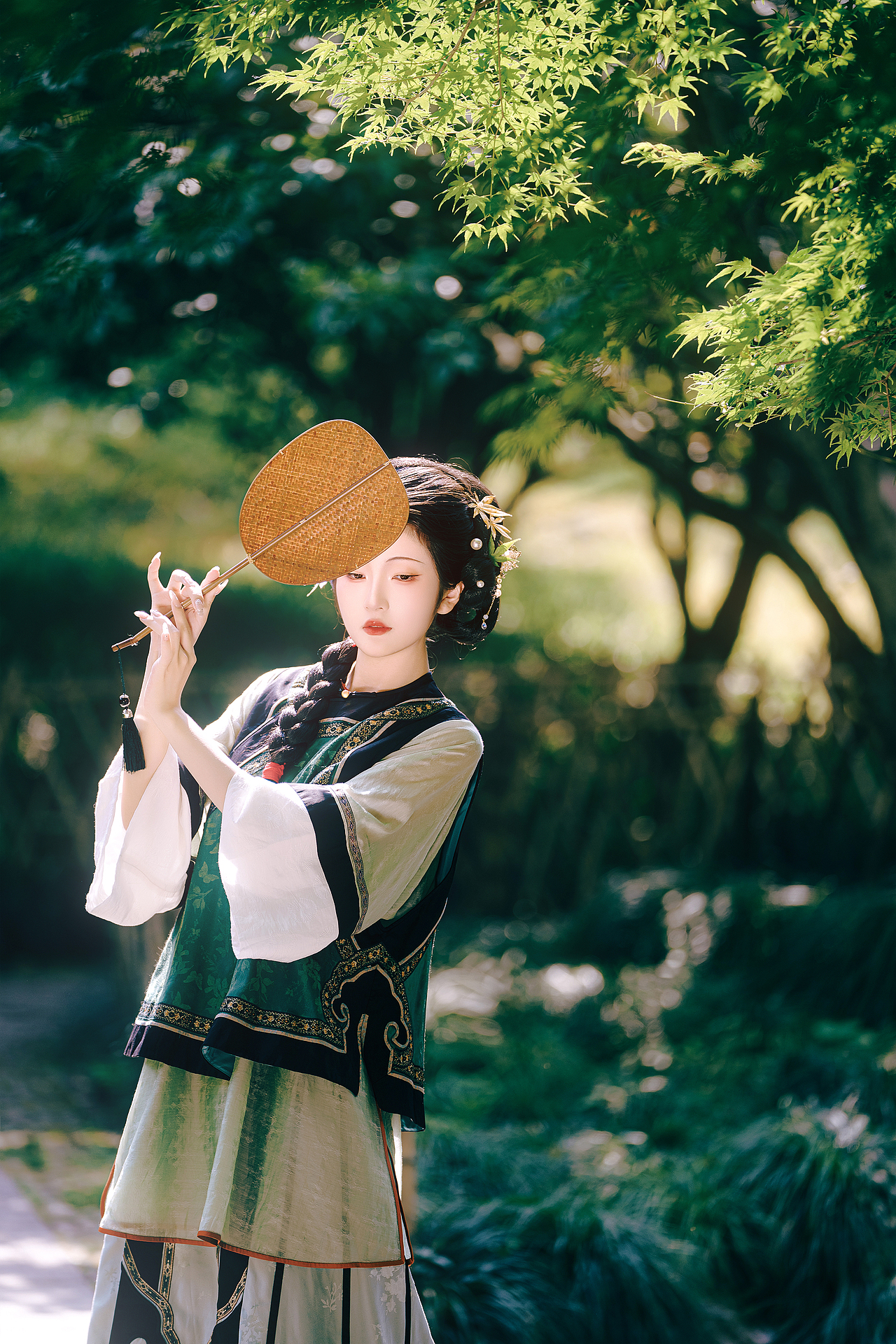 生命如舟，春天的嫩芽变成浓绿的波涛（图ZMzY5NDM1ODA4） - 人像摄影 - 站酷设计师晓驷原创素材 - 站酷ZCOOL