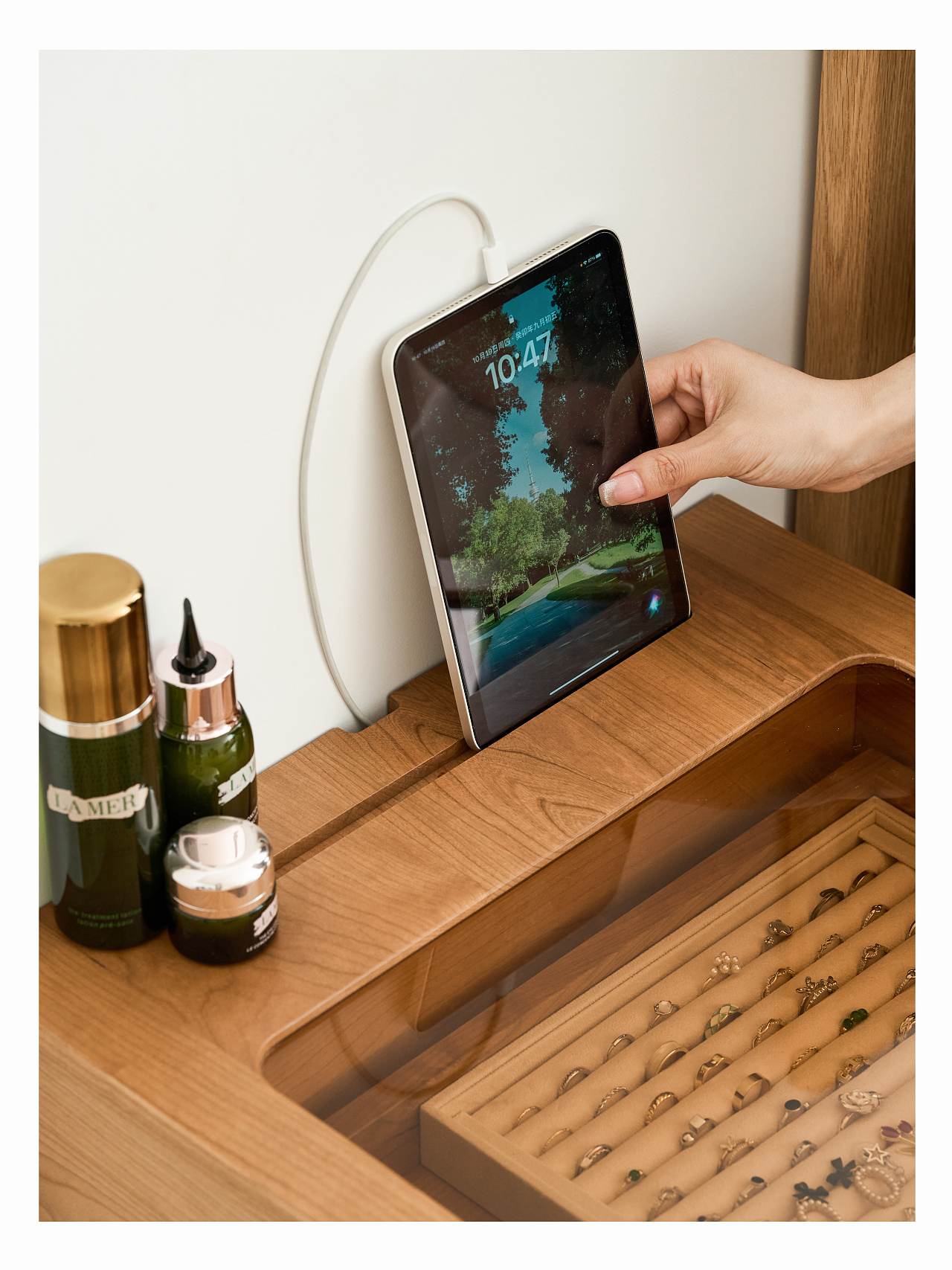 Sea Wave Bedside Table（图ZMzUzOTY1MTEy） - 产品摄影 - 站酷设计师Moriizn木恩原创素材 - 站酷ZCOOL