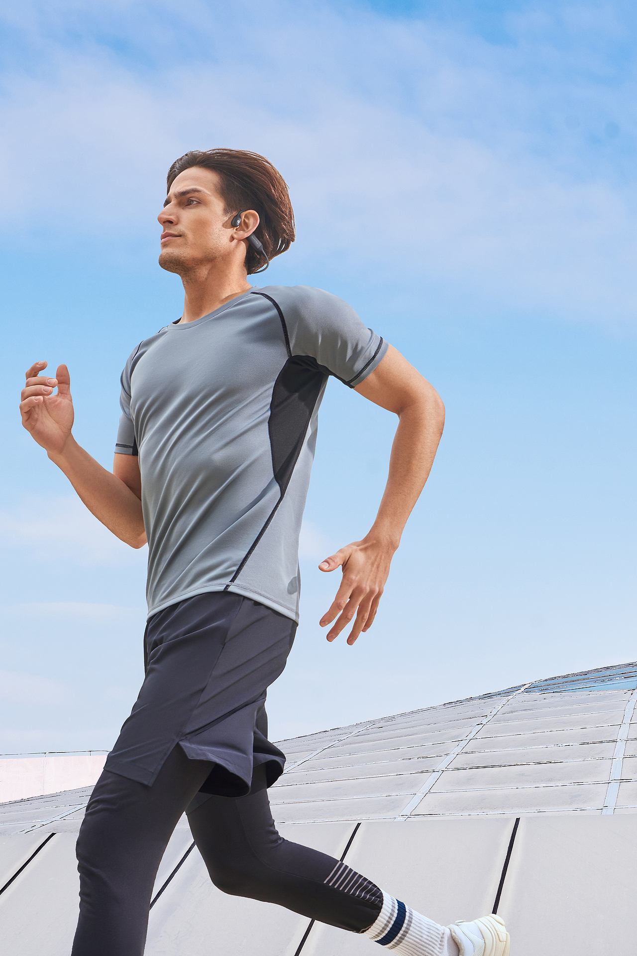 猎声骨传导耳机（图ZMzA3OTA2MDgw） - 产品摄影 - 站酷设计师锦上花视觉原创素材 - 站酷ZCOOL