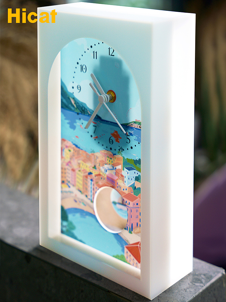 滨海城市风景插画摇摆台钟