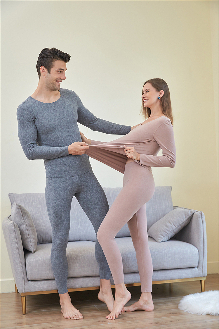  义乌保暖内衣拍照，一个小时男女外模合拍拍摄公司