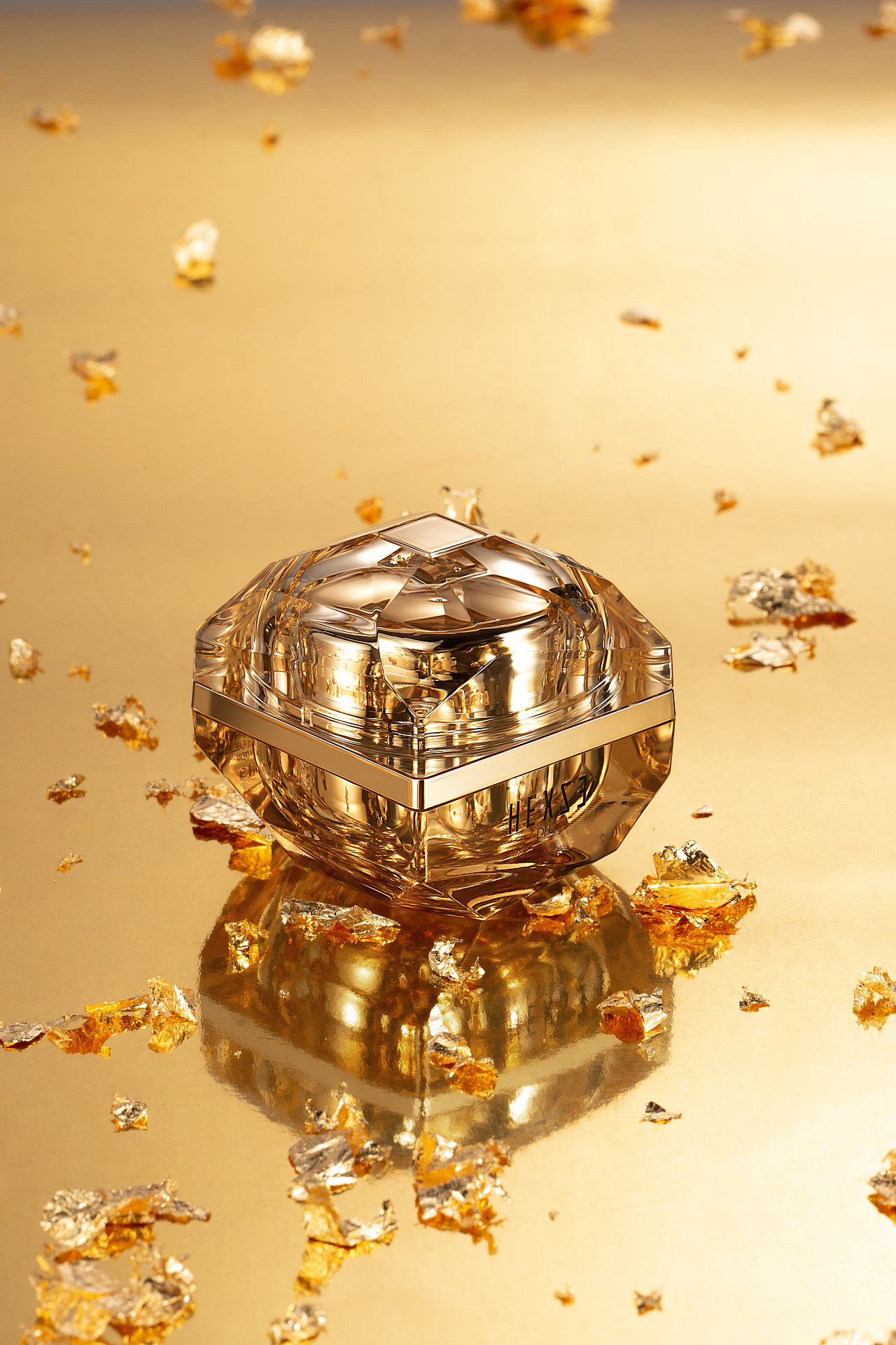 护肤品|金色高级感拍摄（图ZMzA0NDE1NzM2） - 产品摄影 - 站酷设计师MrPunk原创素材 - 站酷ZCOOL