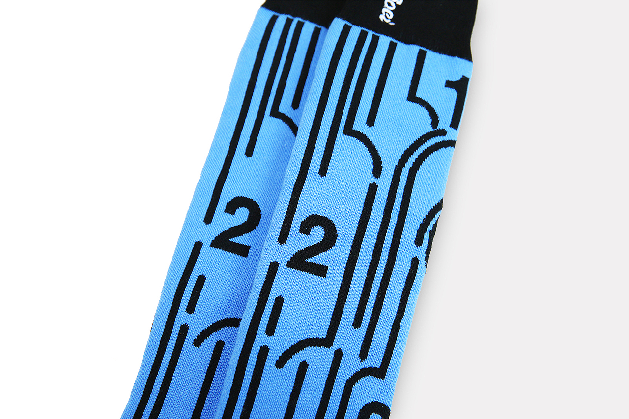 袜子商业白底图特写图