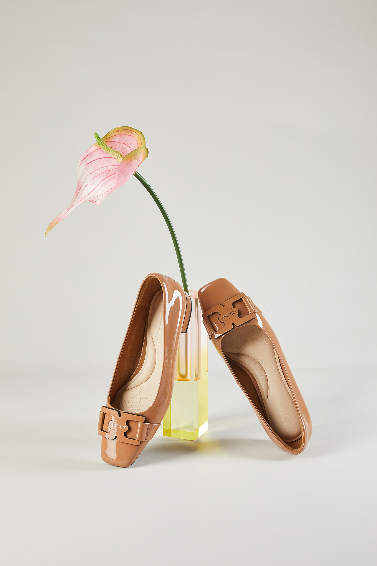 《natursun》女鞋春季静物创意精修图（图ZMjk3NzcyODUy） - 修图/后期 - 站酷设计师KC兔子原创素材 - 站酷ZCOOL