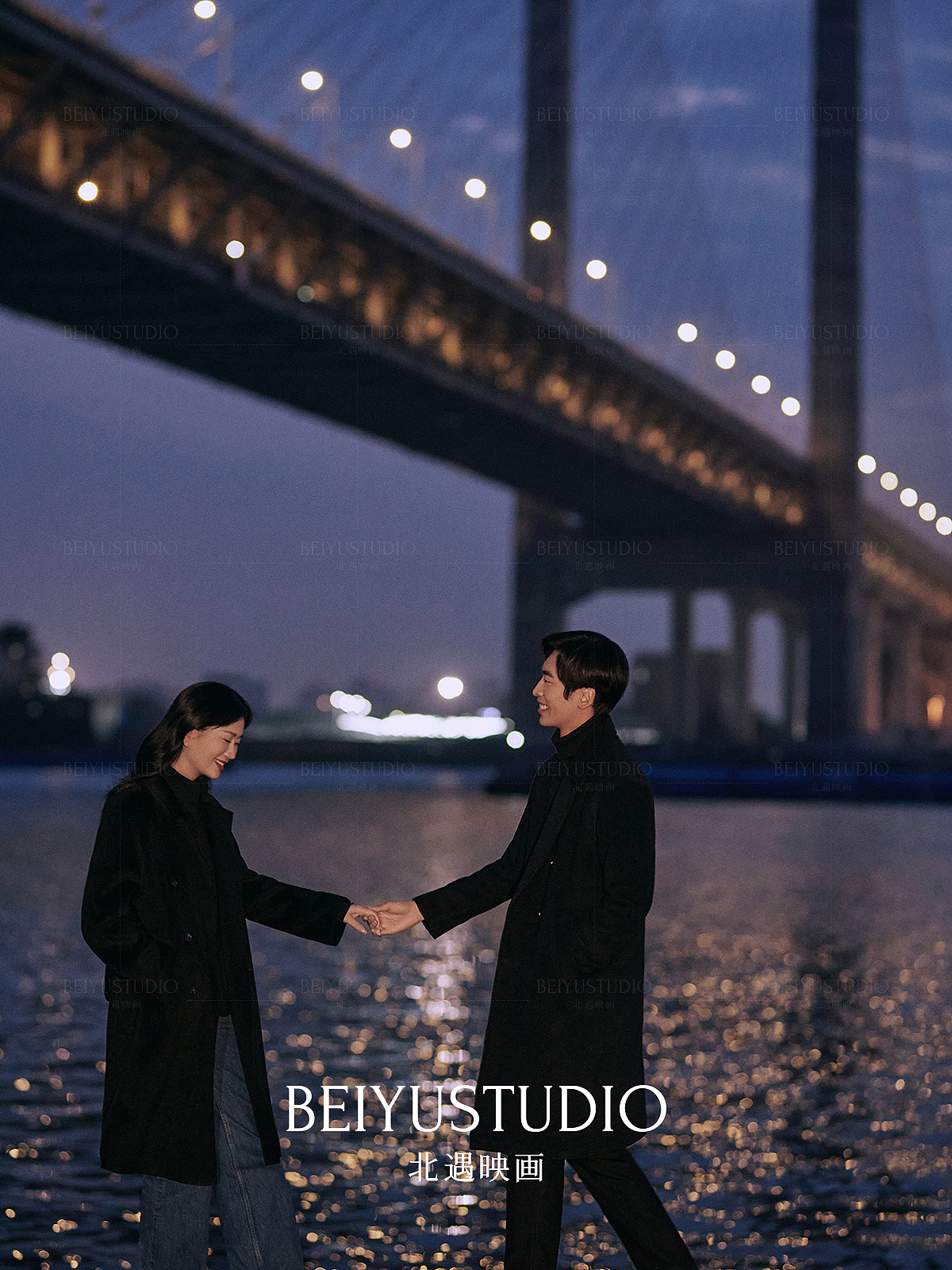 星映晚桥,华灯初上情愫蔓延