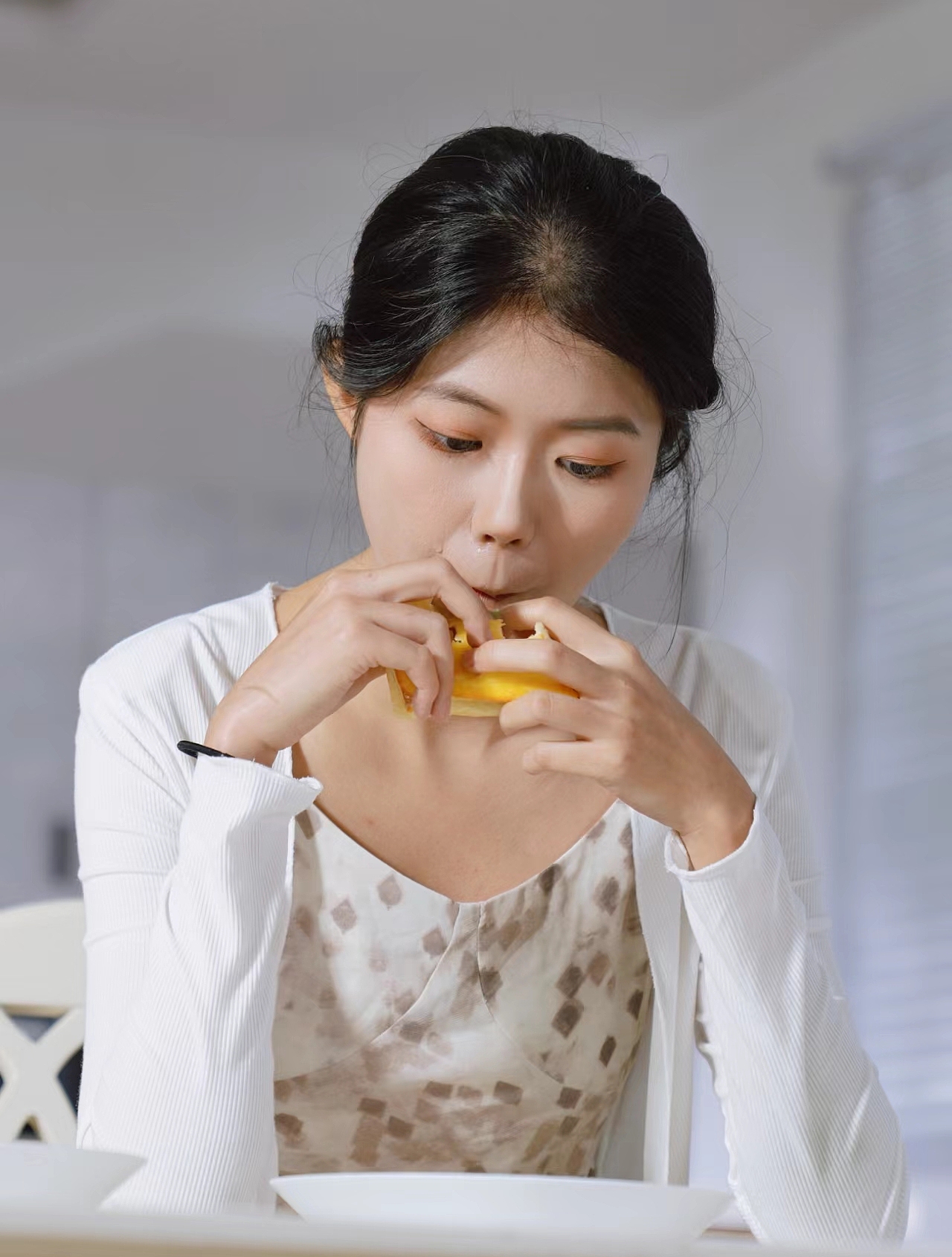 《哽咽》知名明星歌手苏醒MV