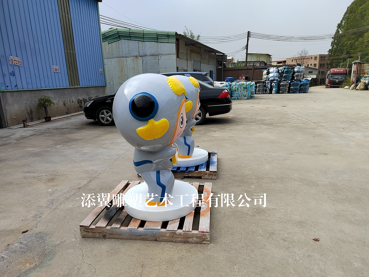 打造一系列玻璃钢动漫形象卡通人物雕塑带来了一层色彩