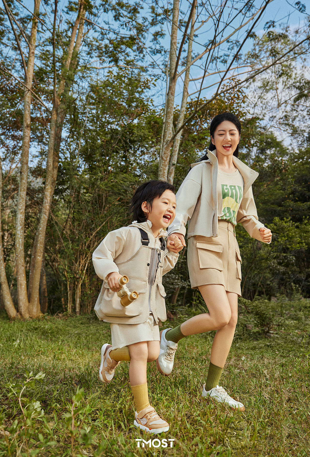 童鞋形象大片|基诺浦户外露营大片！（图ZMzY5ODQ2Mjky） - 产品摄影 - 站酷设计师TMOSTSHOES原创素材 - 站酷ZCOOL