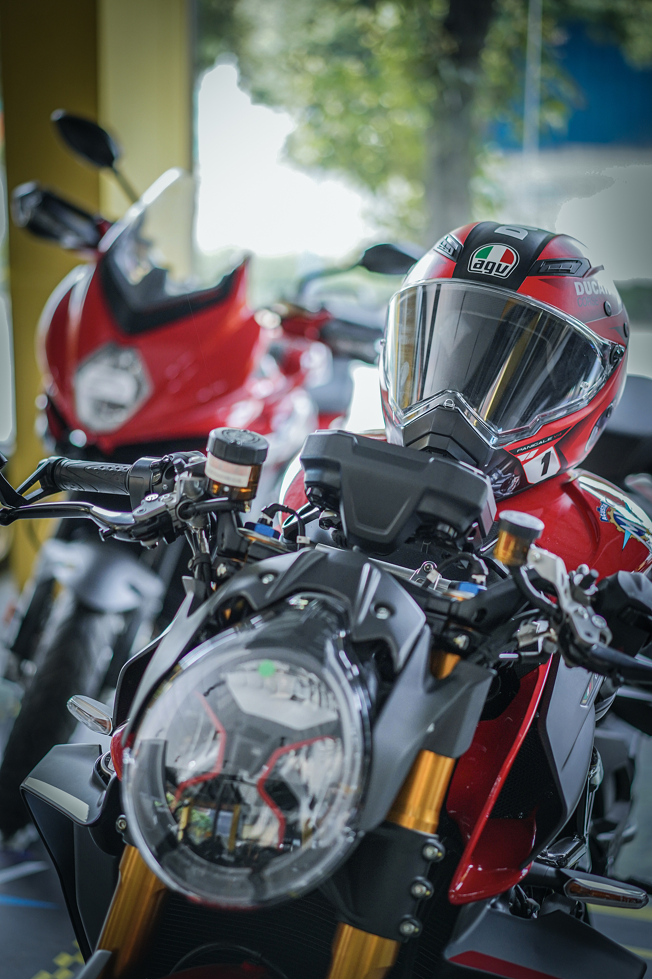 AGV AX9 Carbon 碳纤维 杜卡迪DUCATI 头盔联名（图ZMzMxNDEzNzQw） - 其他手工艺 - 站酷设计师虎将贴花原创素材 - 站酷ZCOOL