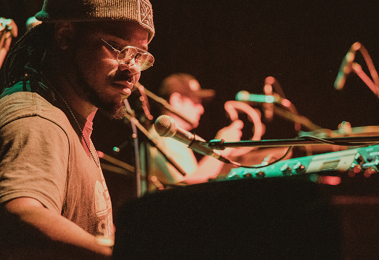 品牌设计-Amita音乐酒吧